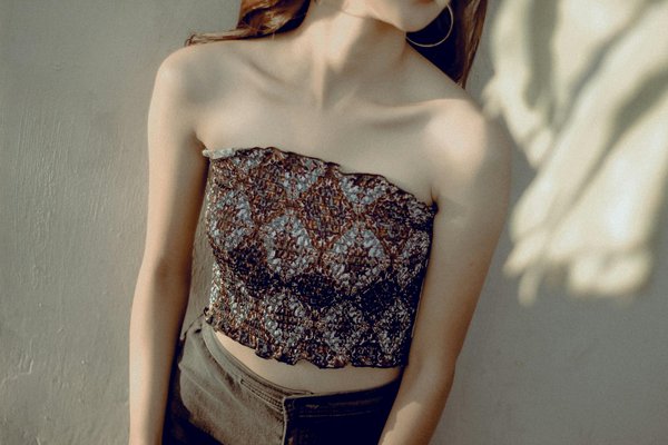 Mastering minimalism: your ultimate guide to creating a stunning versatile jewelry collection